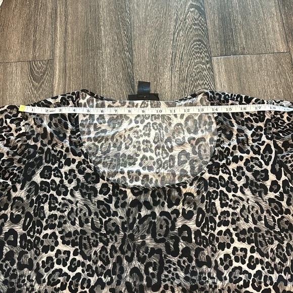 Women’s Style & Co. animal print short sleeve blouse Size 3X - Picture 9 of 10